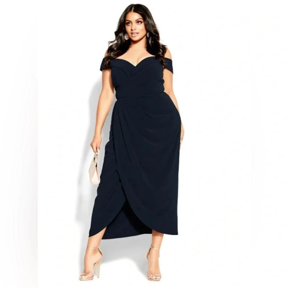 City Chic rippled love Elegant Black Dress plus size M/18